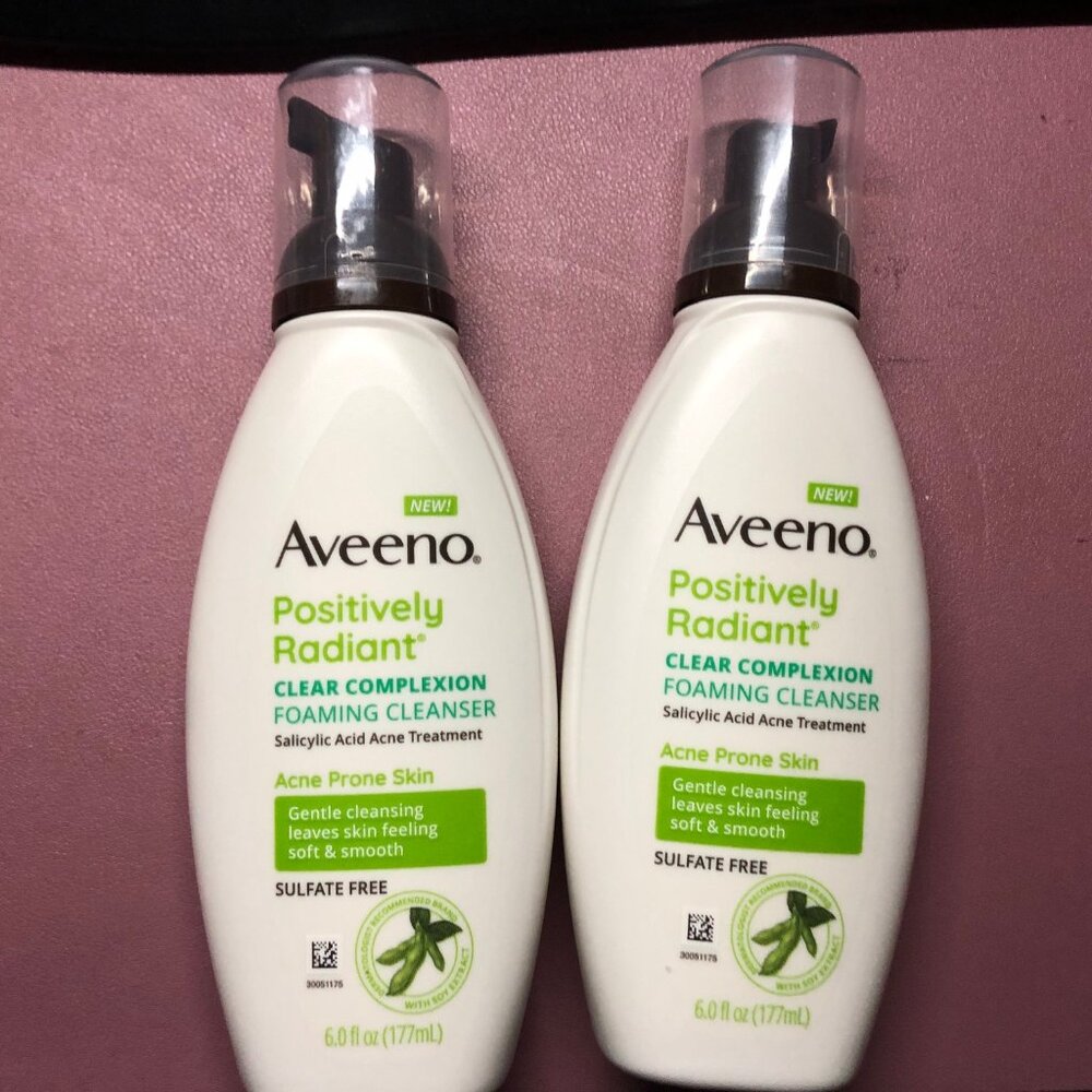 2 - Aveeno Clear Complexion Foaming Cleanser